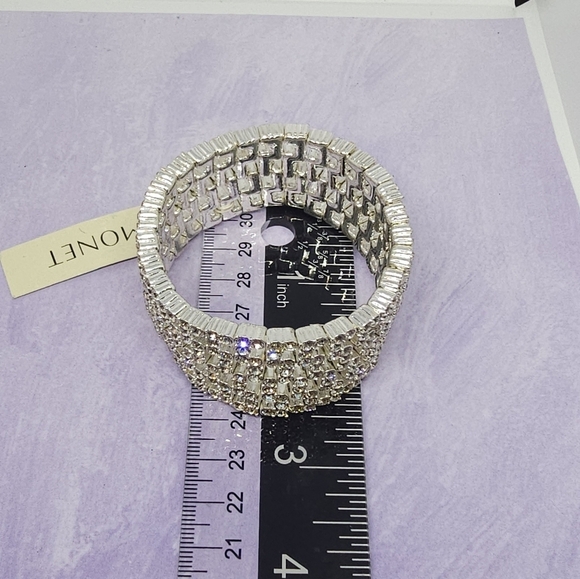 NWT Vintage Monet Silver Tone Crystal Rhinestone Chunky Stretch Bracelet - Picture 8 of 8